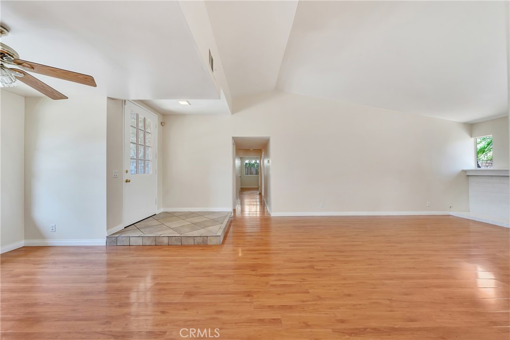 156 Appletree