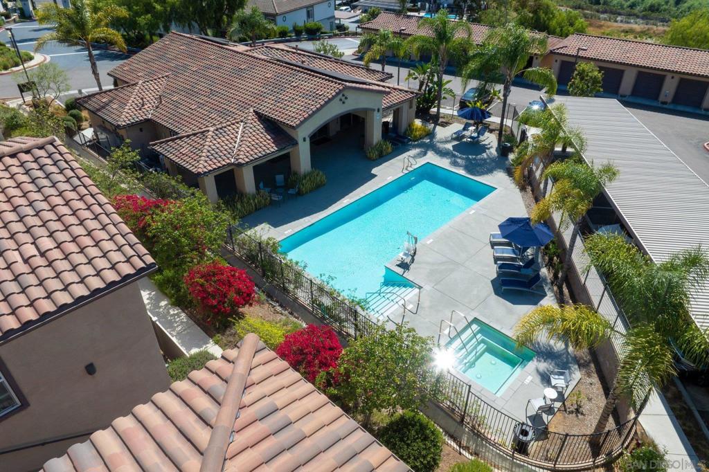 2708 Lake Pointe 209