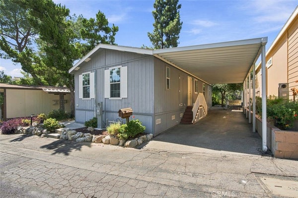 4201 TOPANGA CANYON BLVD SPC 21, WOODLAND HILLS, CA 91364 - Image af8b3387a4458bd2174de0018a049e7e/2388043806