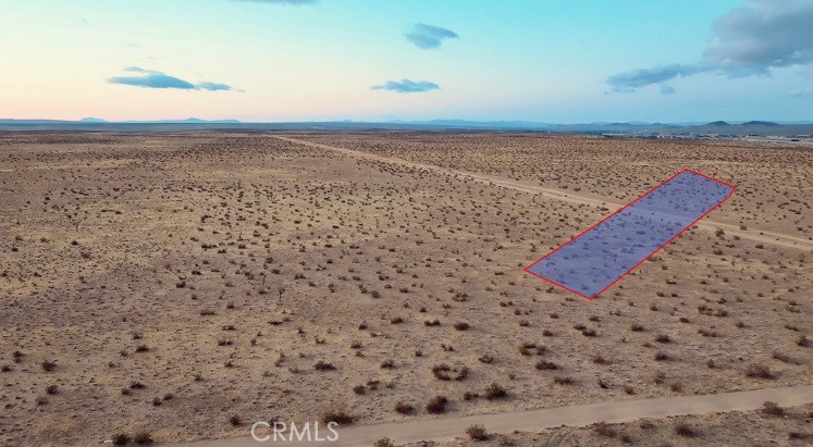 2.5 acres of flat land in the growing area of Adelanto, CA. Located near established parcels and accessible roads, this property is ideal for investment or future development. Situated in Adelanto, San Bernardino County, with strong growth potential.