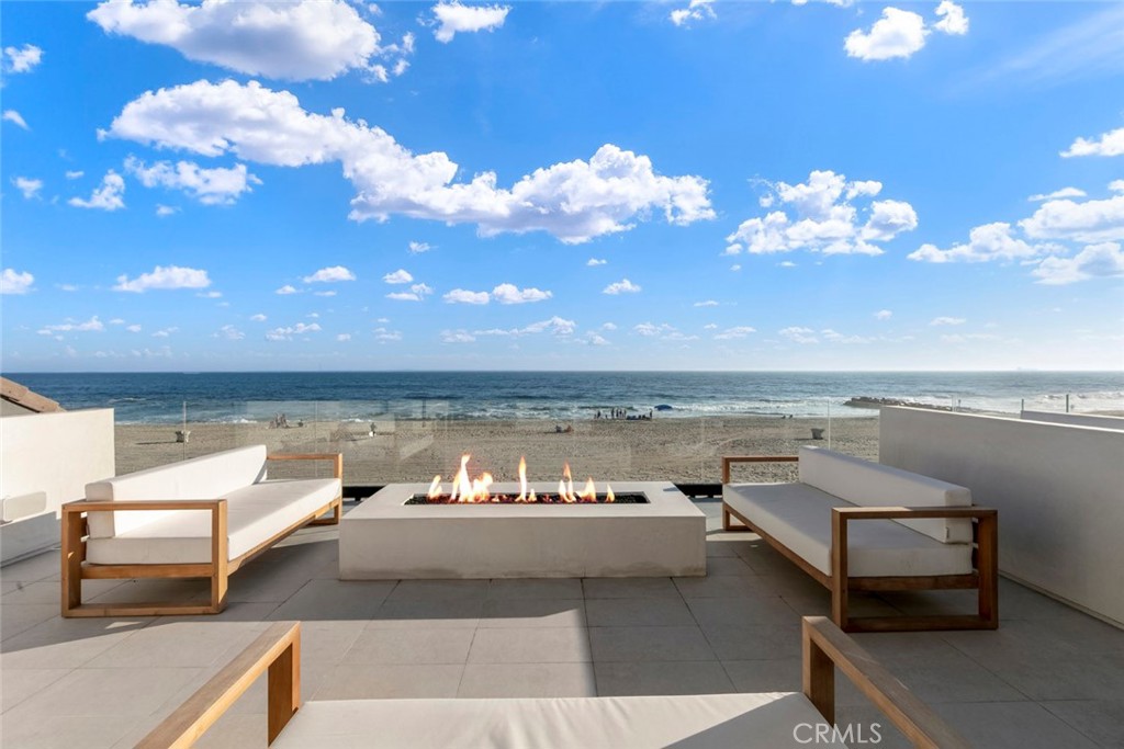 5007 Seashore Drive