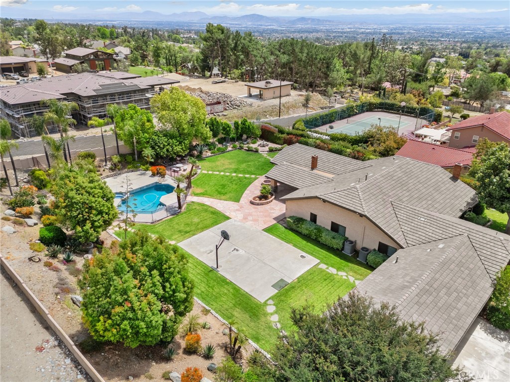 Rancho Cucamonga, California, 91737, United States, 4 Bedrooms Bedrooms, ,3 BathroomsBathrooms,Residential,Active,2041534