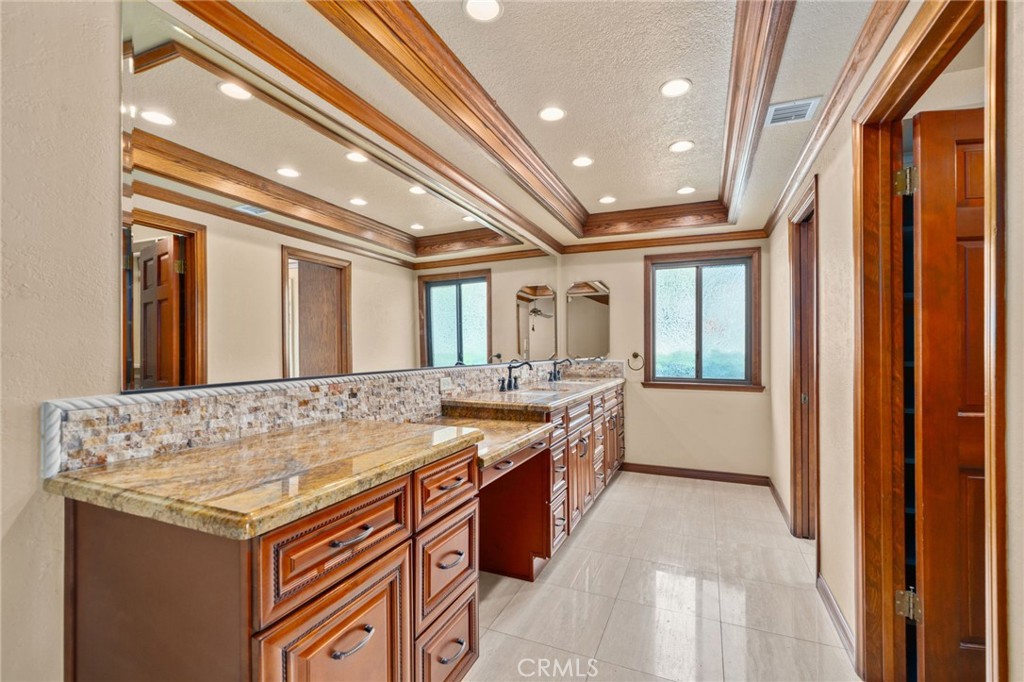 Rancho Cucamonga, California, 91737, United States, 4 Bedrooms Bedrooms, ,3 BathroomsBathrooms,Residential,Active,2041534