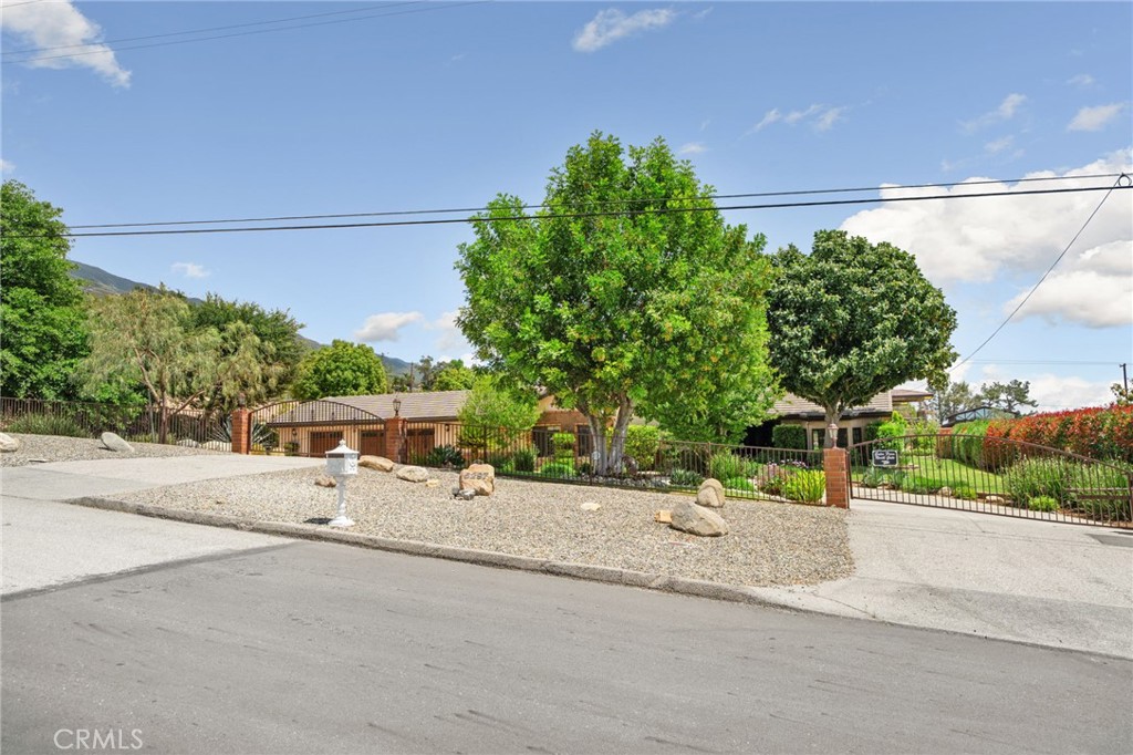 Rancho Cucamonga, California, 91737, United States, 4 Bedrooms Bedrooms, ,3 BathroomsBathrooms,Residential,Active,2041534