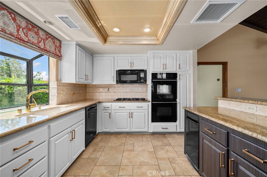 Rancho Cucamonga, California, 91737, United States, 4 Bedrooms Bedrooms, ,3 BathroomsBathrooms,Residential,Active,2041534