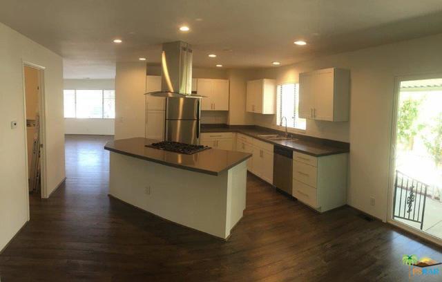 Palm Springs View Es - Manufactured In Park