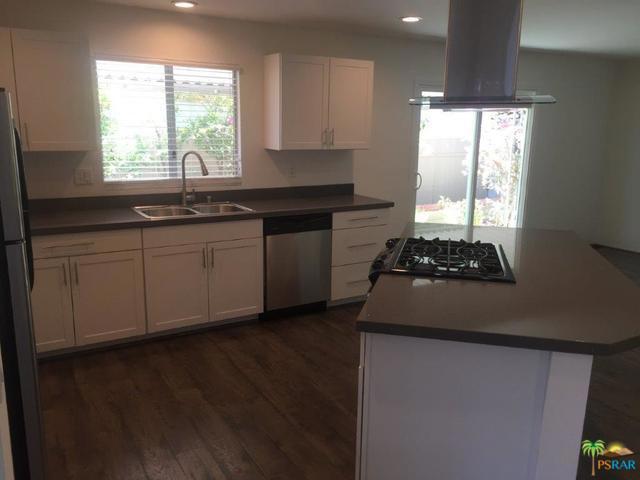 Palm Springs View Es - Manufactured In Park