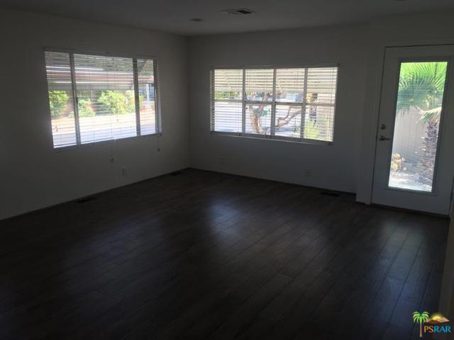 Palm Springs View Es - Manufactured In Park