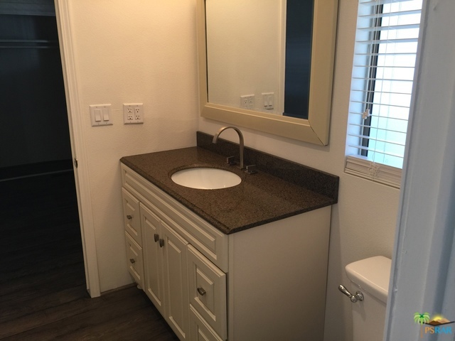 Palm Springs View Es - Manufactured In Park