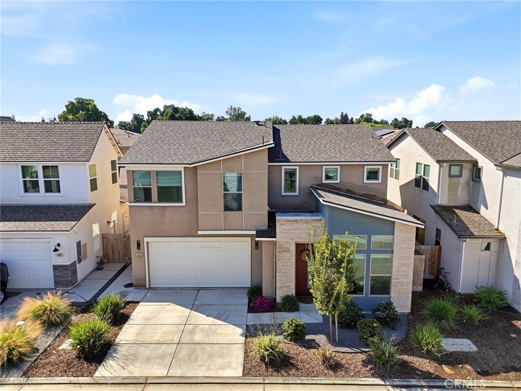 3345 W Florence