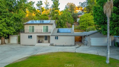 Photo of 9620 Wheatland Avenue, Shadow Hills, CA 91040 (MLS # SR25193084) Photo of 9620 Wheatland Avenue, Shadow Hills, CA 91040 (MLS # SR25193084)