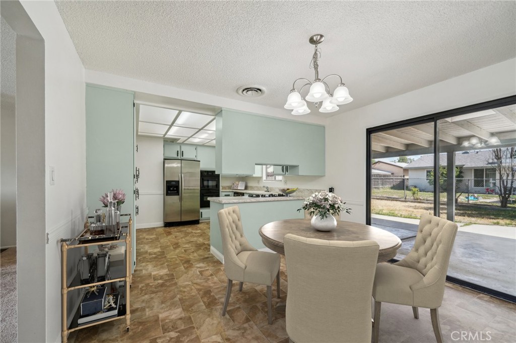 40389 Melrose Avenue