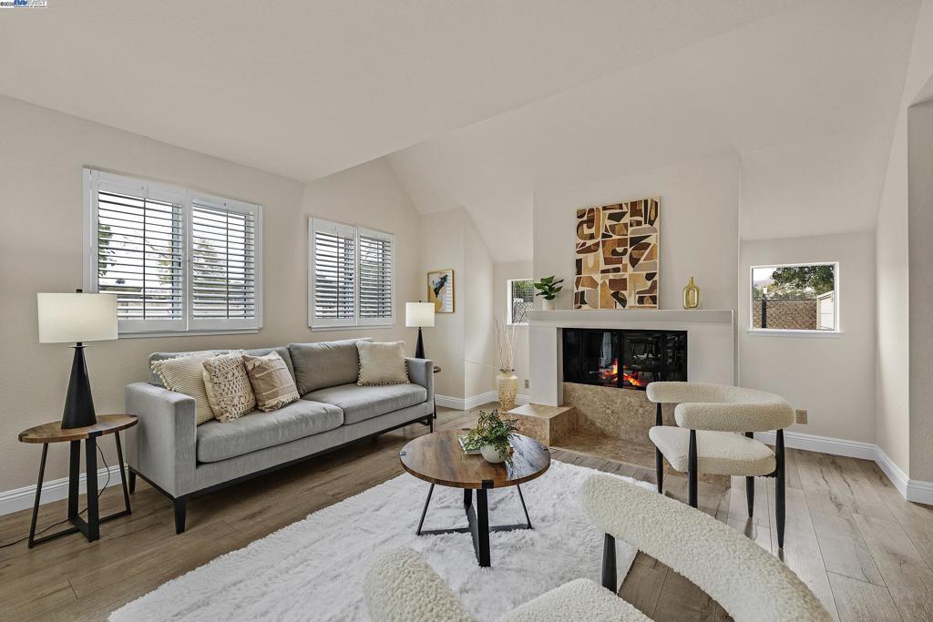 ALAMEDA - Residential