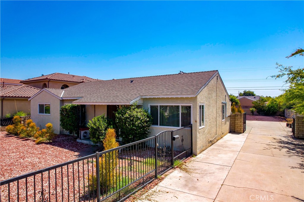 224 S Vernon Avenue