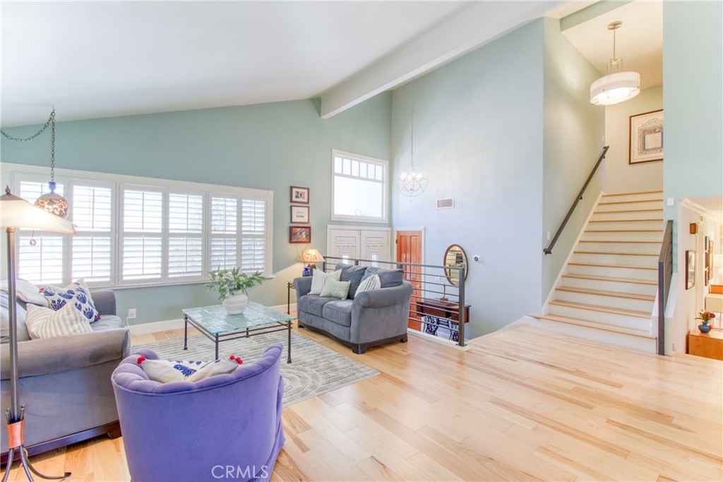 4317 Candleberry