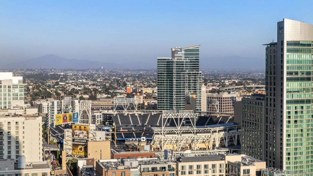 Downtown - Residential Lease