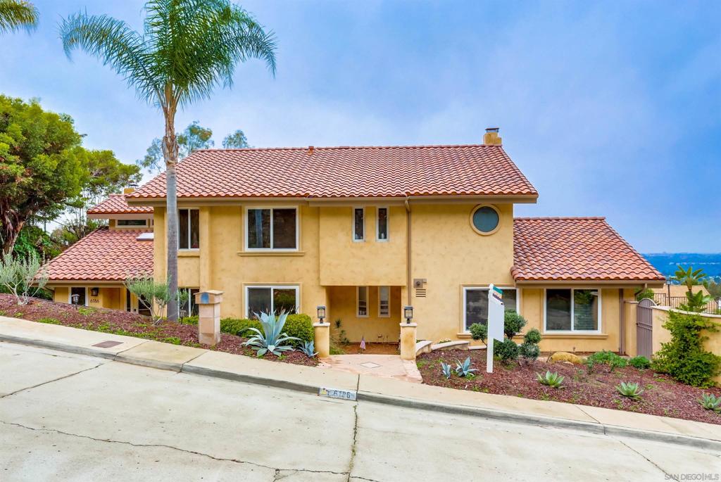 Del Cerro - Residential Lease
