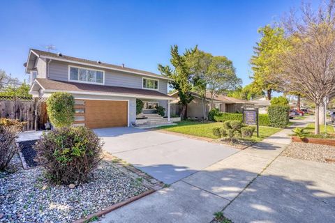 Photo of 3364 Merrimac Drive, San Jose, CA 95117 (MLS # ML82043248)