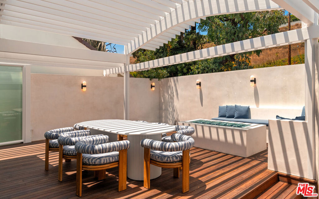 27044 Malibu Cove Colony Drive