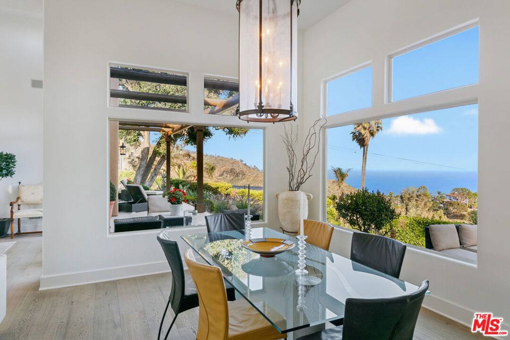 Photo of 3240 Sumac Ridge Road, Malibu, CA 90265 (MLS # 26633665)