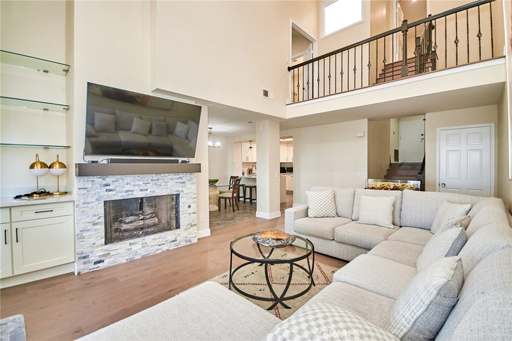 Rimcrest Villas (RMVL) - Residential