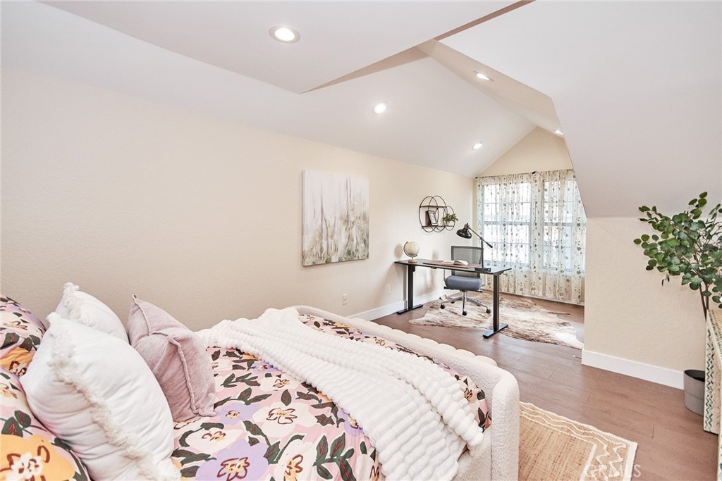 Rimcrest Villas (RMVL) - Residential