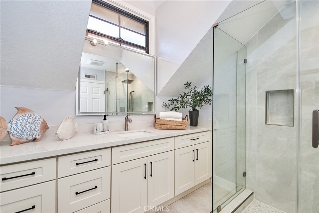 Rimcrest Villas (RMVL) - Residential