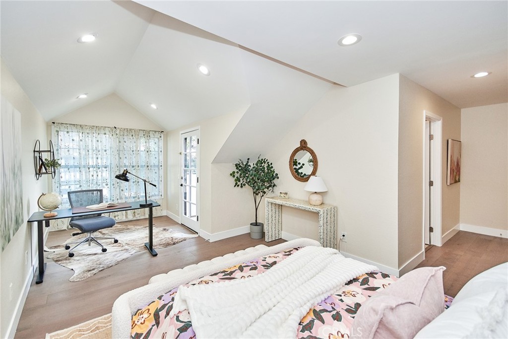 Rimcrest Villas (RMVL) - Residential