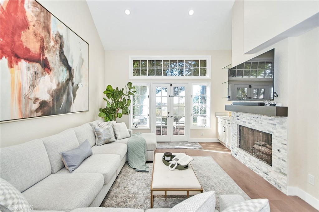 Rimcrest Villas (RMVL) - Residential