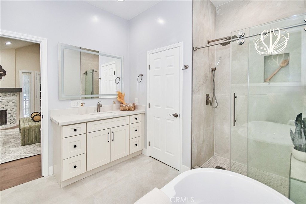 Rimcrest Villas (RMVL) - Residential