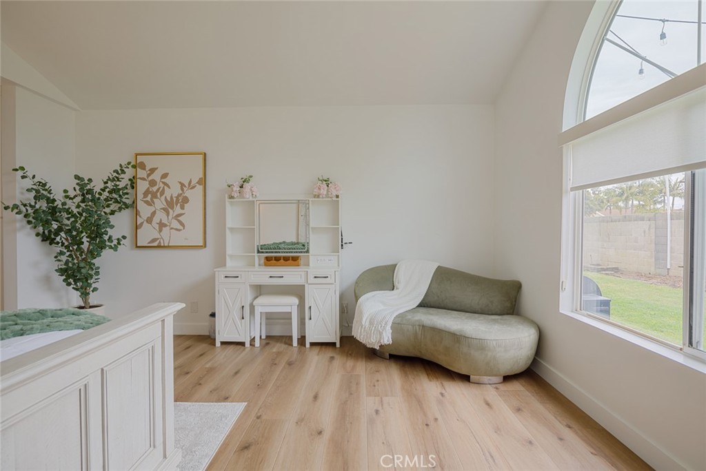 6582 Corrine Circle