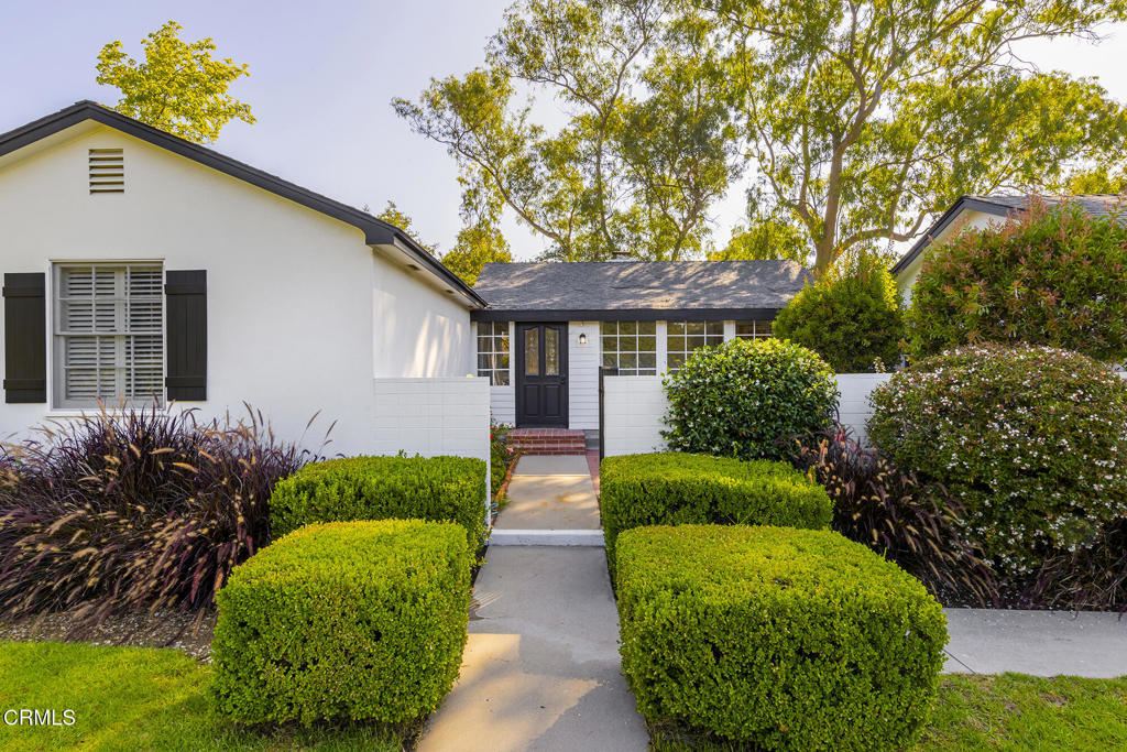 212 Foothill Road