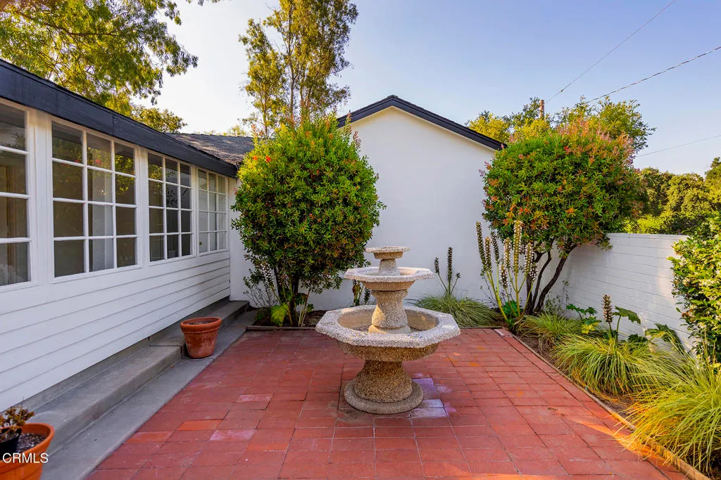 Ojai, California 93023, United States, 2 Bedrooms Bedrooms, ,2 BathroomsBathrooms,Residential,Active,174902