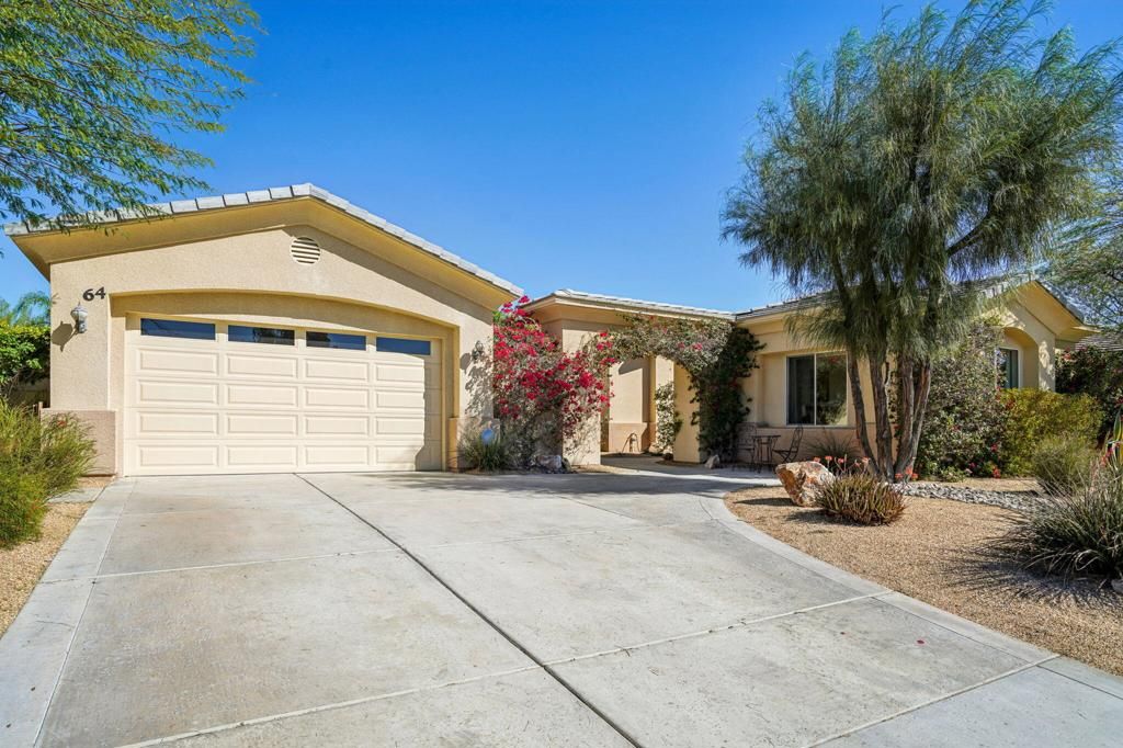 Photo of 64 Paris Way, Rancho Mirage, CA 92270 (MLS # 219144919DA)