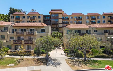 Photo of 5950 Buckingham Pkwy #610, Culver City, CA 90230 (MLS # 26864679)