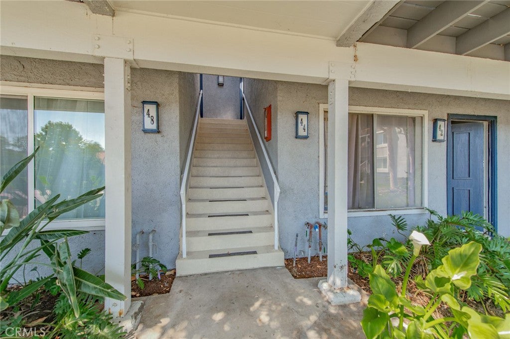 44 Fallbrook