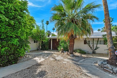 Photo of 1077 S Riverside Drive, Palm Springs, CA 92264 (MLS # 219146384PS)