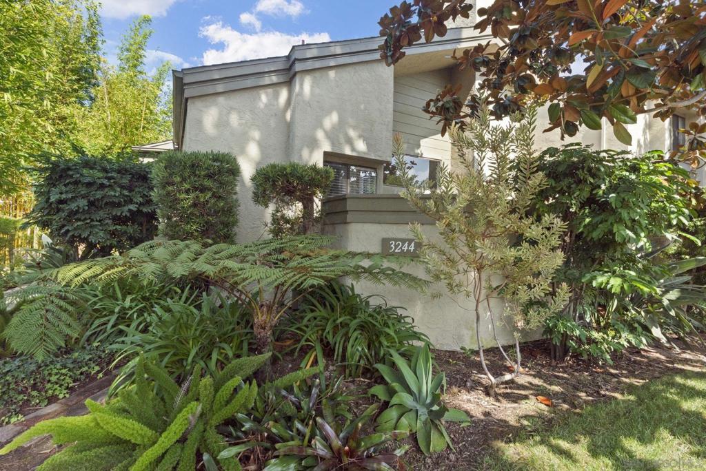 Value Range $925,000-$950,000. Welcome to this beautifully maintained two-bedroom, two-bath townhome located in the desirable Eastbluff community. The welcoming entry features 18-inch tile flooring and a large window beside the front door that fills the space with natural light, leading into a spacious living room with cathedral ceilings, a gas fireplace, and a sliding glass door that opens to a private enclosed patio—a peaceful spot for relaxing or entertaining. The kitchen has been freshly painted and includes all new stainless-steel appliances, featuring a range/oven, microwave, dishwasher, and refrigerator, with tile flooring continuing through the kitchen and baths. Two-year-new carpet extends through the living room, stairway, and upstairs bedrooms, complemented by upgraded baseboards throughout. The primary bedroom offers a double-door entry and mirrored closet doors, and both bedrooms enjoy plenty of natural light. Additional highlights include a two-year-old water heater and an oversized two-car garage with epoxy flooring and generous storage space. Residents of this well-maintained community enjoy access to a sparkling pool, clubhouse, and recreation room, with convenient proximity to shopping, restaurants, schools, UCSD, and freeway access. This inviting home is ideal for families, professionals, or students seeking a comfortable coastal lifestyle in a beautiful setting. Excellent opportunity as a primary residence or investment property in a prime location near everything La Jolla and University City have to offer.