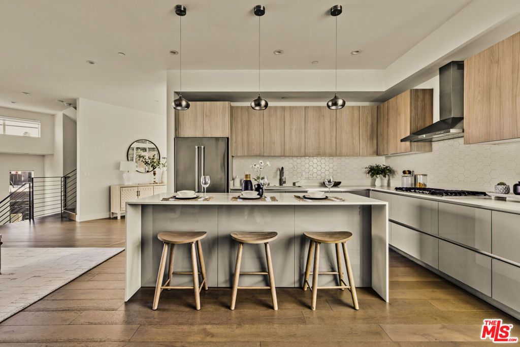 Photo of 3109 S Dakota Drive, Los Angeles, CA 90034 (MLS # 26641437)