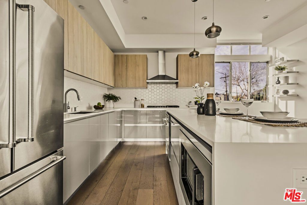 Photo of 3109 S Dakota Drive, Los Angeles, CA 90034 (MLS # 26641437)