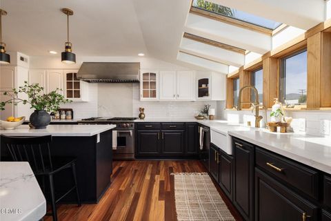 Tiny photo for 2462 Pierpont Boulevard, Ventura, CA 93001 (MLS # V1-37382)