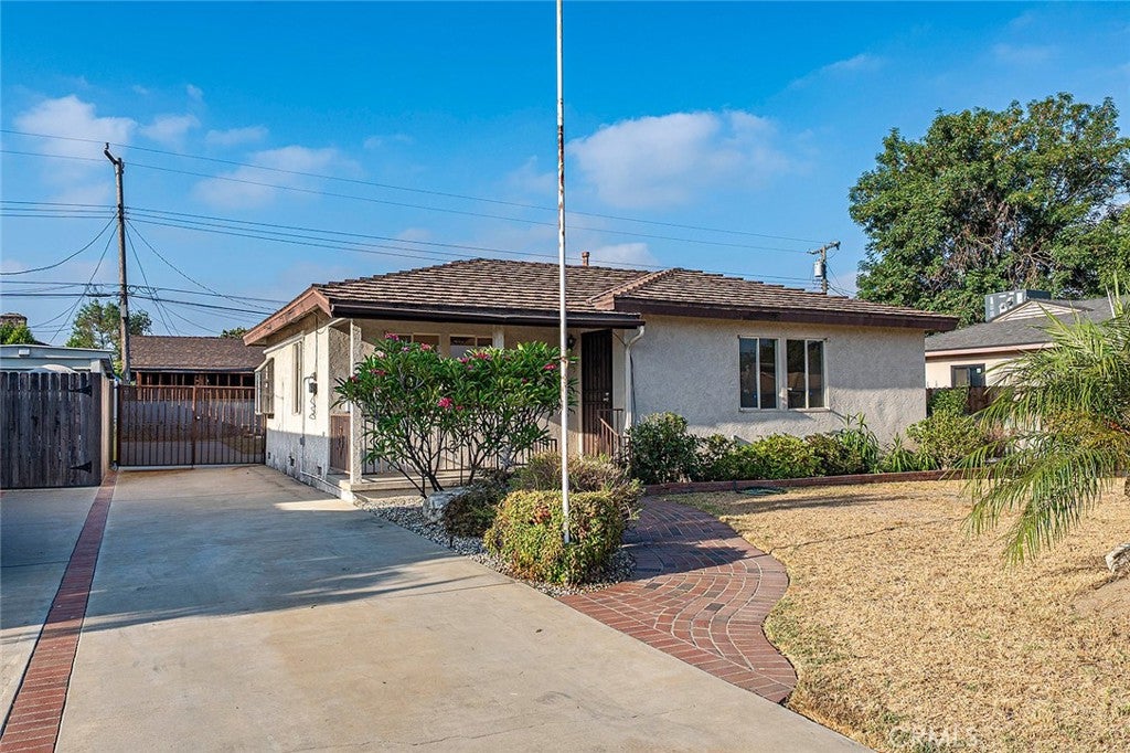 16734 E Devanah ST, Covina CA 91722