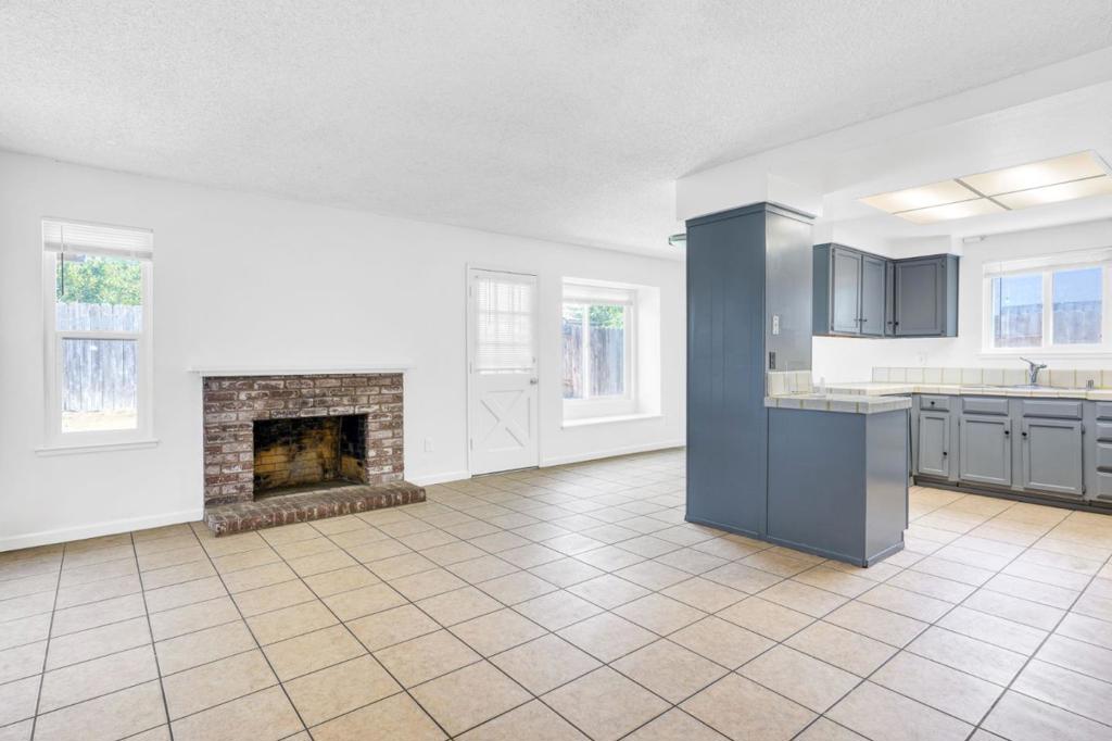 7913 Cottonleaf Way