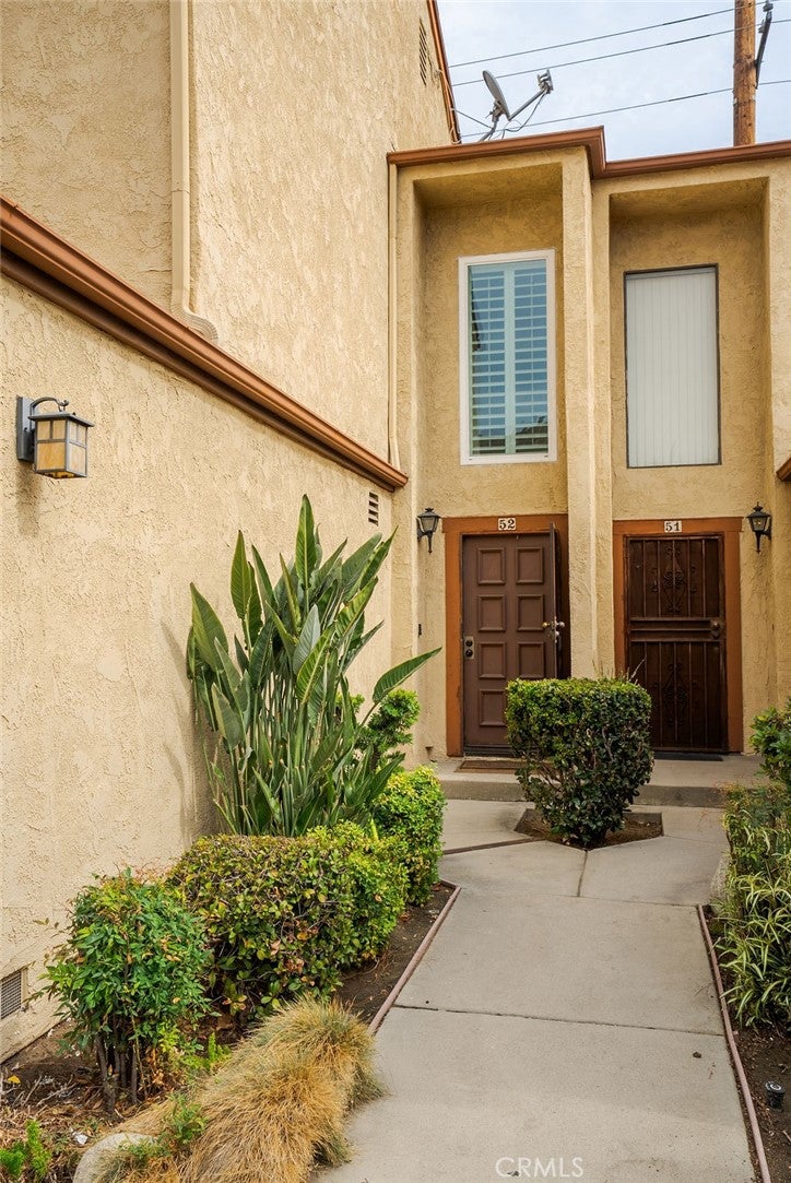 555 S Azusa Avenue 52