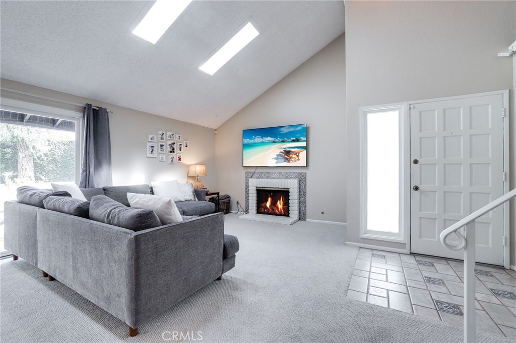1425 Alpine Lane