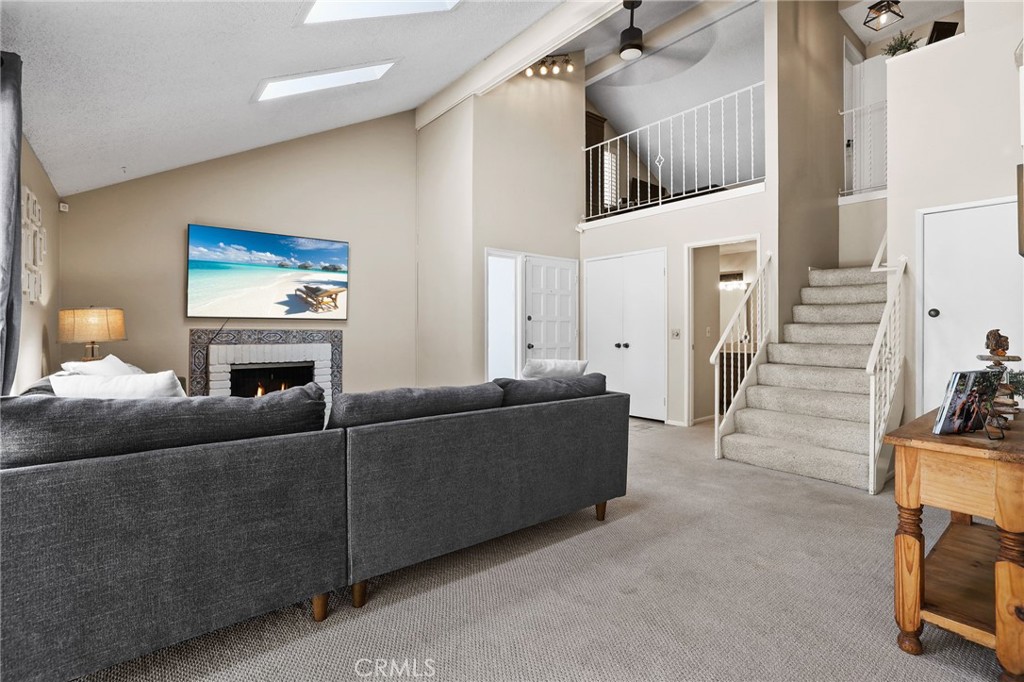 1425 Alpine Lane