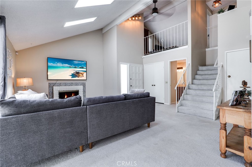 1425 Alpine Lane