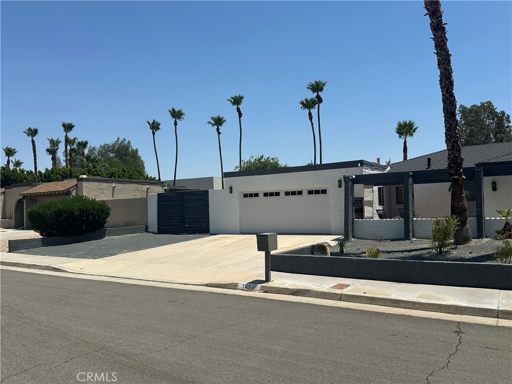 1834 N Hidalgo Way