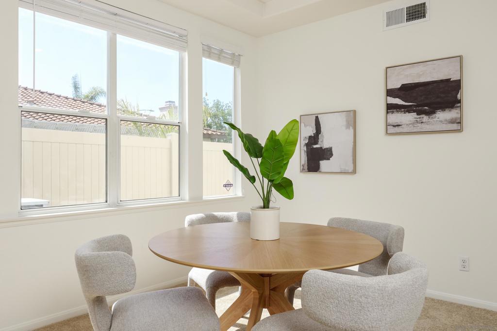 641 Serrano Ln