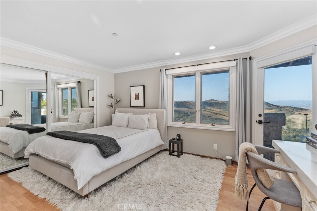 Avenida Acapulco - Residential Lease